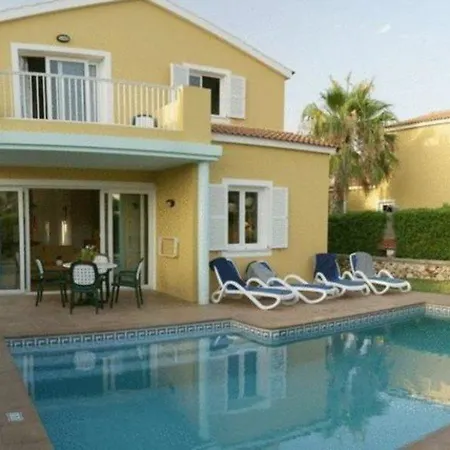 Villa Amarillas *