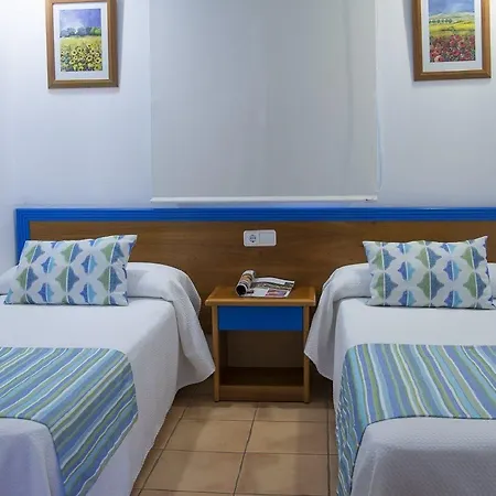 Amarillas Villa Cala Santandria (Menorca)